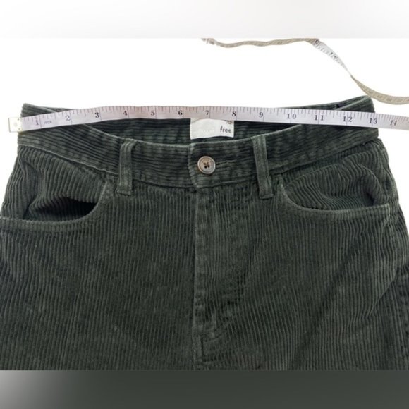 Aritiza Wilfred - Maddie corduroy straight leg pants - Picture 6 of 12